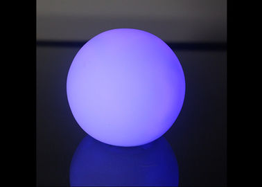 China La pequeña luz de la noche de la bola LED del cm de diámetro 8 puede flotando en el agua para la decoración de la piscina proveedor