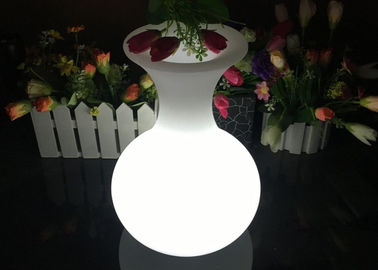 China Macetas recargables del florero LED de la iluminación para el servicio de tabla, cambio de 16 colores proveedor