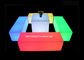 El cuadrado recto LED del partido enciende para arriba sentarse disponible con pilas de las personas del banco seis proveedor
