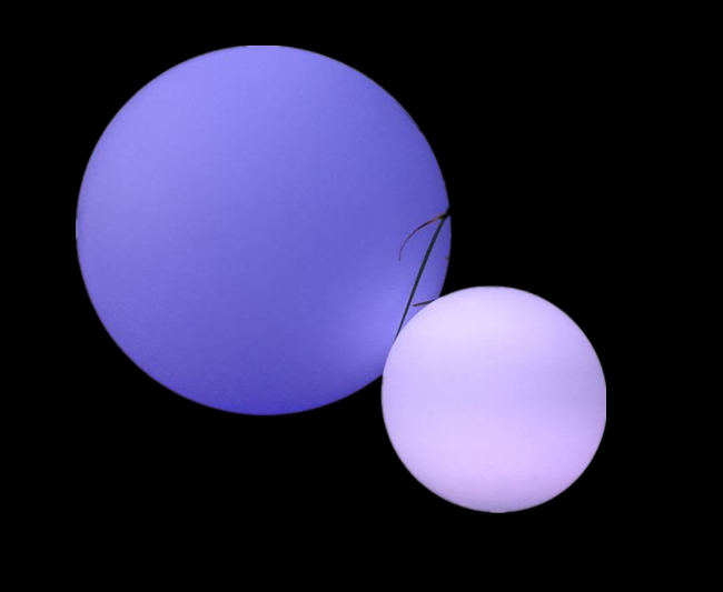 La bola no tóxica de la seguridad LED enciende la lámpara de la bola de la luna del material el 15cm del PE para el cuarto de niños