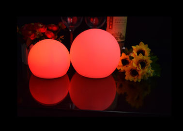 China La bola del humor LED del material plástico enciende el diámetro 10 cm con teledirigido proveedor