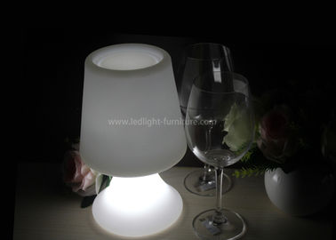 China 24 lámparas de mesa decorativas teledirigidas de las llaves LED para la decoración del restaurante proveedor
