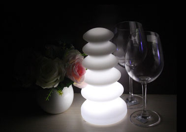 China Material plástico decorativo de las lámparas de mesa PE del diseño de torre LED con control de sensor del tacto proveedor