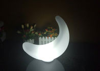 China Material plástico de la mini de la sonrisa de la luna LED luz preciosa amarilla de la noche para el regalo de los niños compañía